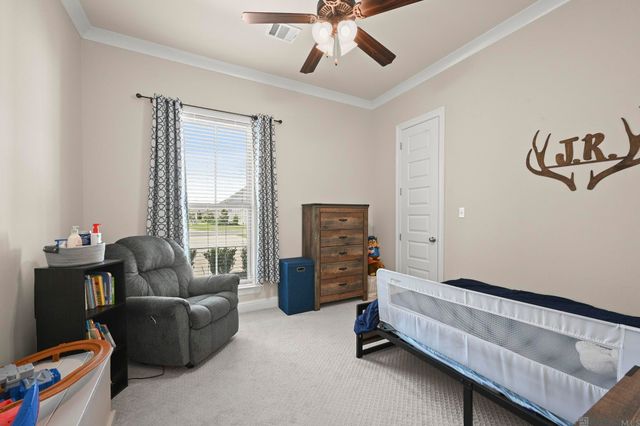 38179 Meadow Rue Dr, Prairieville, LA 70769