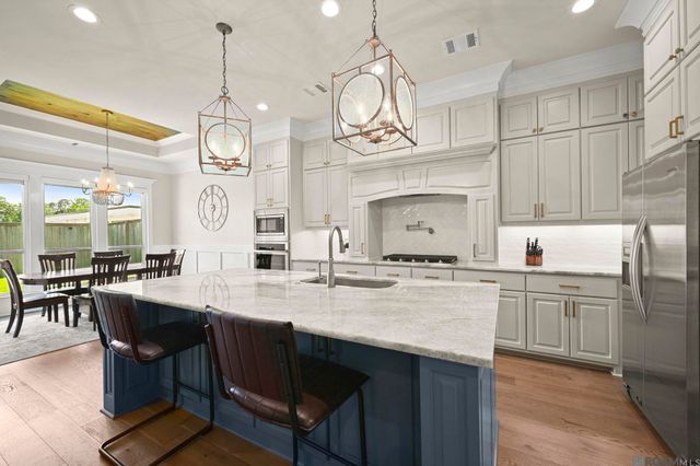 38179 Meadow Rue Dr, Prairieville, LA 70769