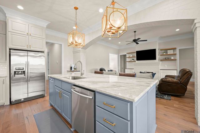 38179 Meadow Rue Dr, Prairieville, LA 70769