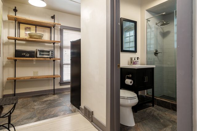 326 S 2nd Street, Rockford, IL 61104