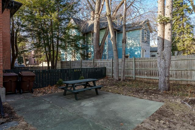 326 S 2nd Street, Rockford, IL 61104