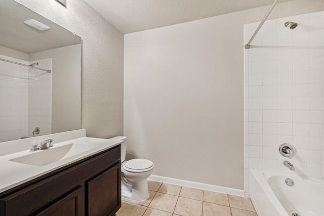 5821 Roderick DR, Austin, TX 78724