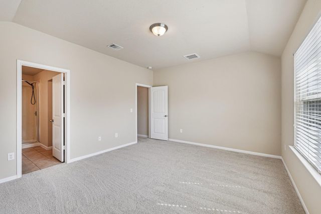 5821 Roderick DR, Austin, TX 78724