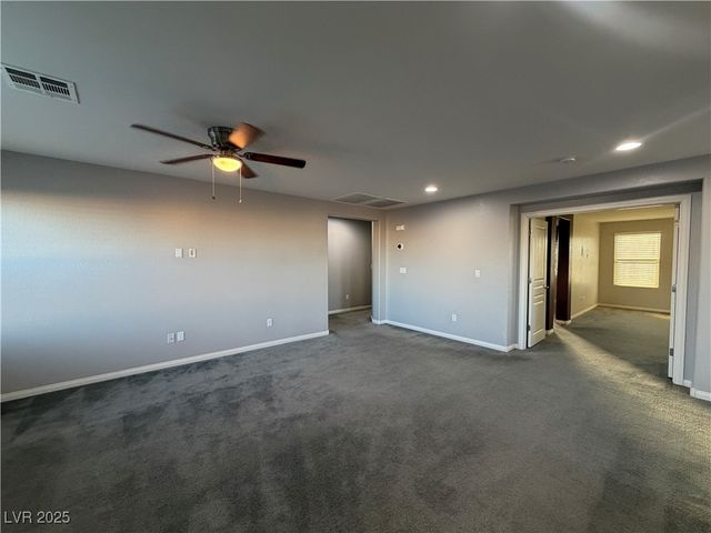 10544 Pembroke Bay Street, Las Vegas, NV 89179
