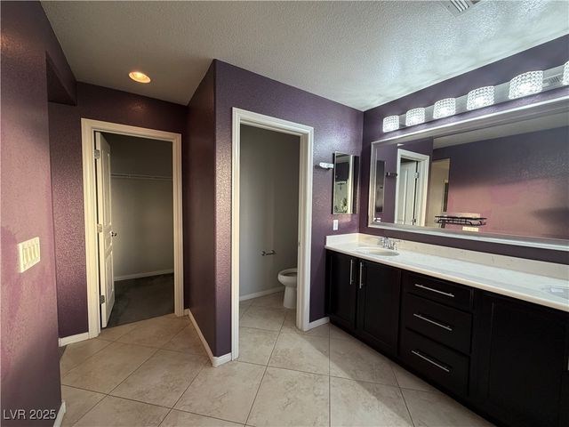 10544 Pembroke Bay Street, Las Vegas, NV 89179