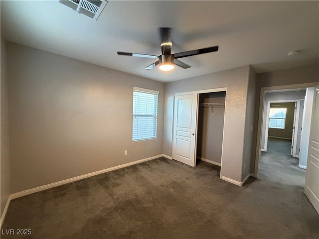 10544 Pembroke Bay Street, Las Vegas, NV 89179