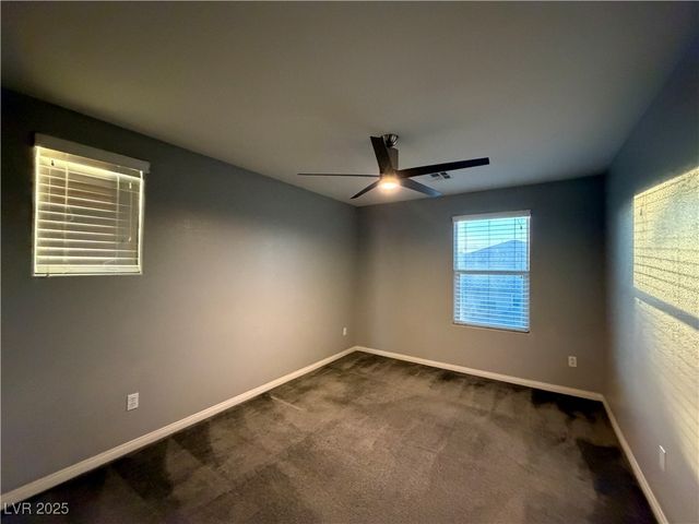 10544 Pembroke Bay Street, Las Vegas, NV 89179