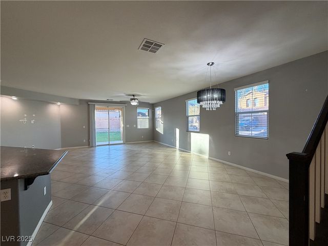 10544 Pembroke Bay Street, Las Vegas, NV 89179