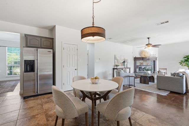 6728 Thornbury Drive, Plano, TX 75024