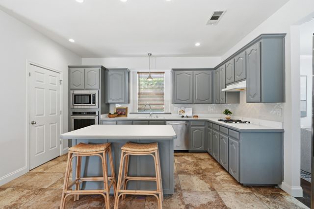6728 Thornbury Drive, Plano, TX 75024