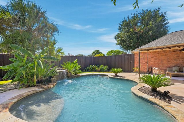 6728 Thornbury Drive, Plano, TX 75024