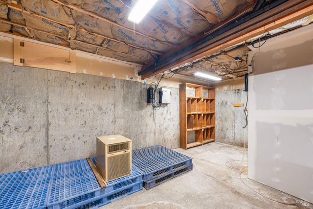 2131 Foothill Blvd, Calistoga, CA 94515