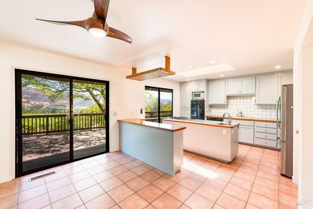 2131 Foothill Blvd, Calistoga, CA 94515