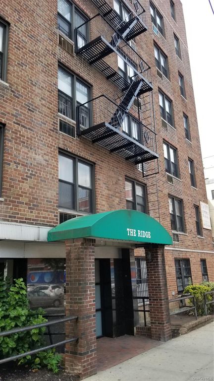 41-34 Frame Place 3D, Flushing, NY 11355 — exterior