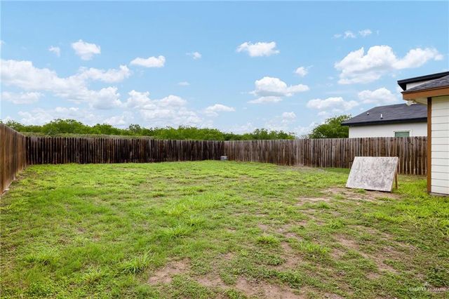 10708 N Sugar Bear Drive, Edinburg, TX 78541