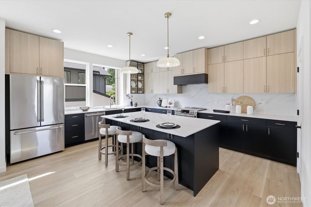 2613 NW 87th Street, Seattle, WA 98117