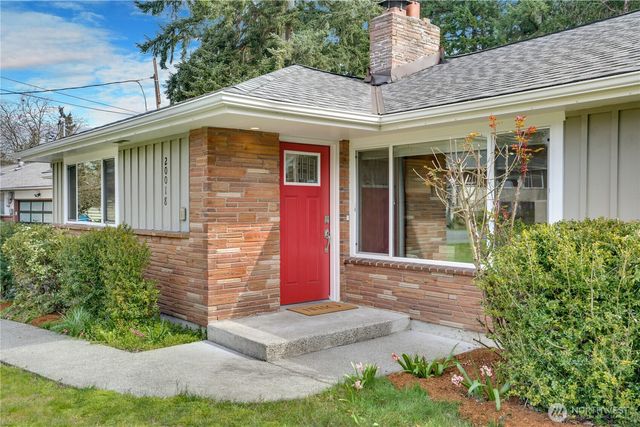 20018 Meridian Place N, Shoreline, WA 98133