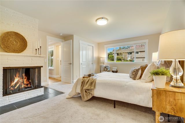 20018 Meridian Place N, Shoreline, WA 98133