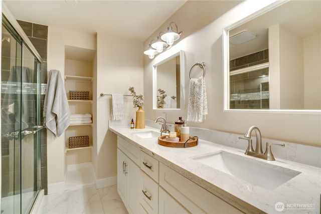 20018 Meridian Place N, Shoreline, WA 98133