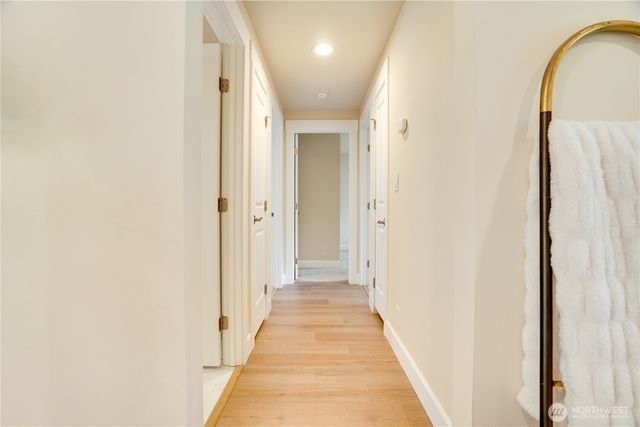 20018 Meridian Place N, Shoreline, WA 98133