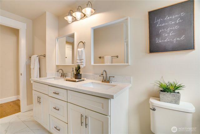 20018 Meridian Place N, Shoreline, WA 98133