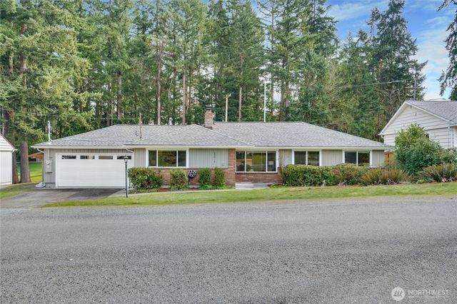 20018 Meridian Place N, Shoreline, WA 98133