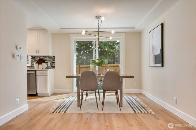 20018 Meridian Place N, Shoreline, WA 98133