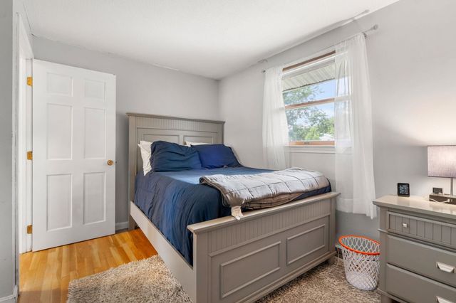 102 Dalton Street, Nashua, NH 03063