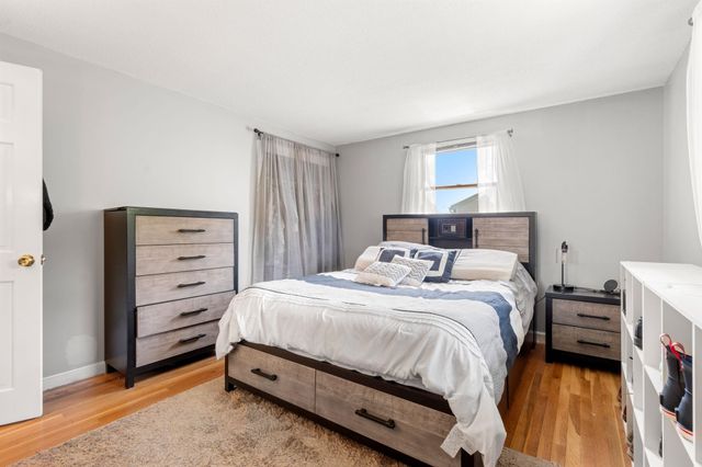 102 Dalton Street, Nashua, NH 03063