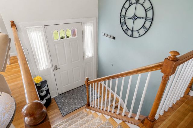 102 Dalton Street, Nashua, NH 03063