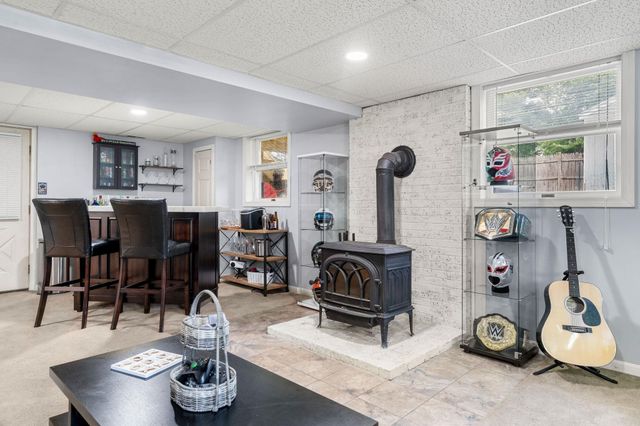 102 Dalton Street, Nashua, NH 03063