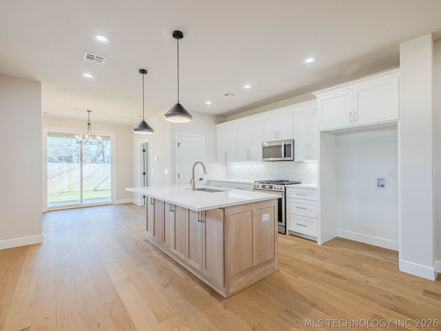 1022 E Delmar Place, Broken Arrow, OK 74012