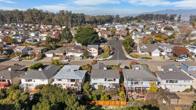 2461 Trenton Dr, San Bruno, CA 94066