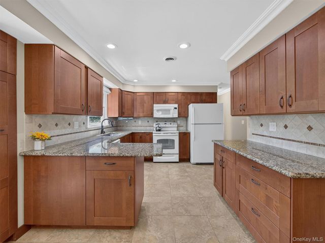 7 Gregory Street, New City, NY 10956