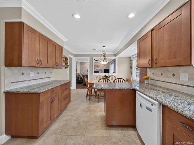 7 Gregory Street, New City, NY 10956