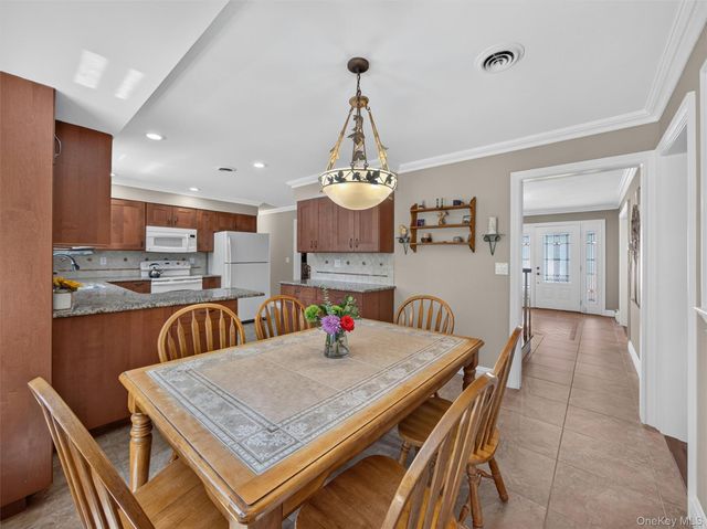 7 Gregory Street, New City, NY 10956