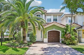 8175 NW 114th Pl, Doral, FL 33178