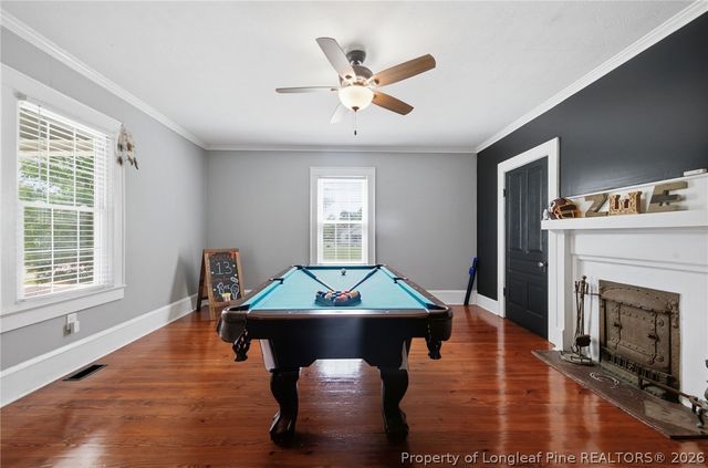 423 E Edinborough Avenue, Raeford, NC 28376