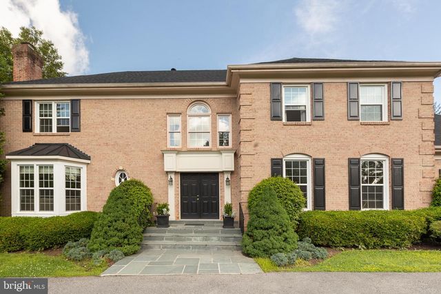 8809 SAUNDERS LN, Bethesda, MD 20817