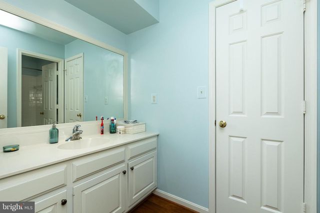 8809 SAUNDERS LN, Bethesda, MD 20817