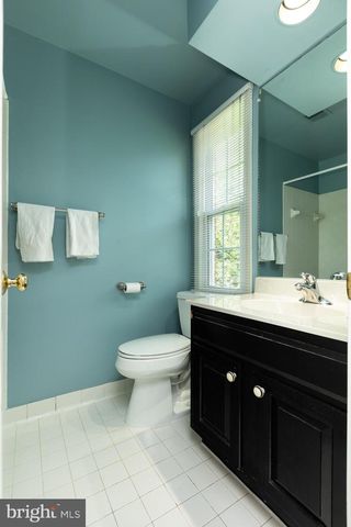 8809 SAUNDERS LN, Bethesda, MD 20817