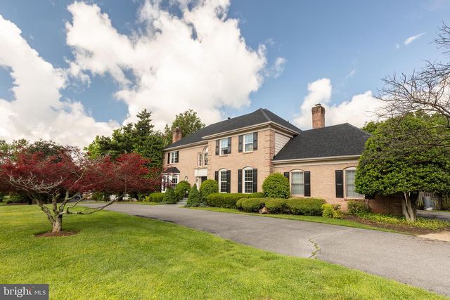 8809 SAUNDERS LN, Bethesda, MD 20817