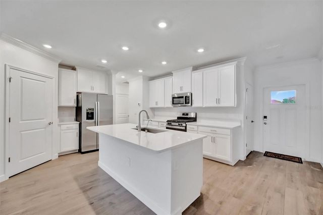 17436 HOLLY WELL AVENUE, Wimauma, FL 33598