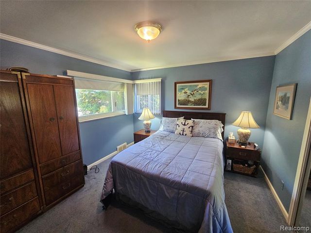 37846 Terra Mar Street, Harrison Twp, MI 48045