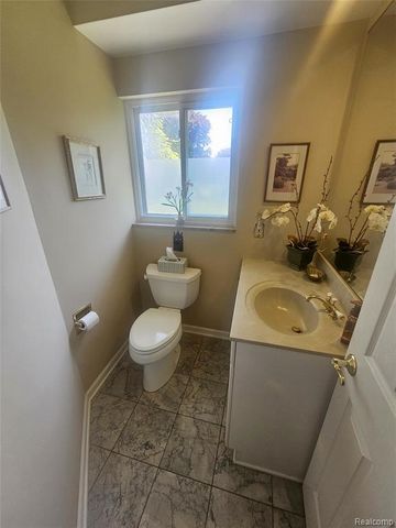 37846 Terra Mar Street, Harrison Twp, MI 48045