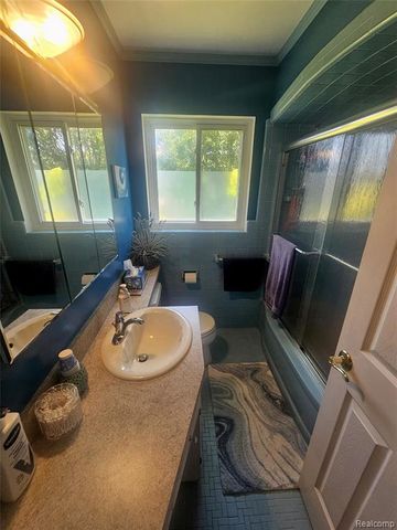 37846 Terra Mar Street, Harrison Twp, MI 48045