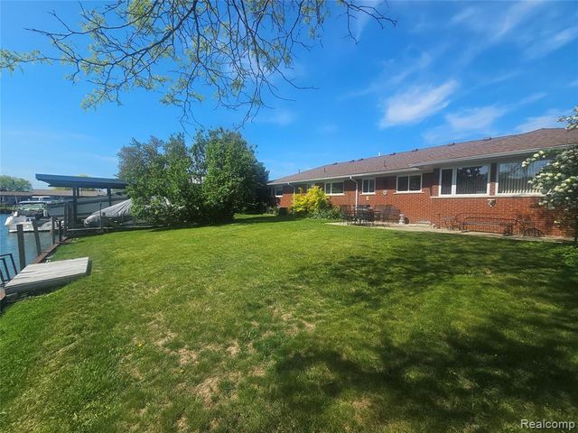 37846 Terra Mar Street, Harrison Twp, MI 48045