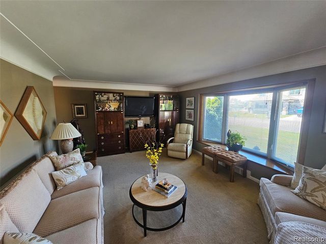 37846 Terra Mar Street, Harrison Twp, MI 48045