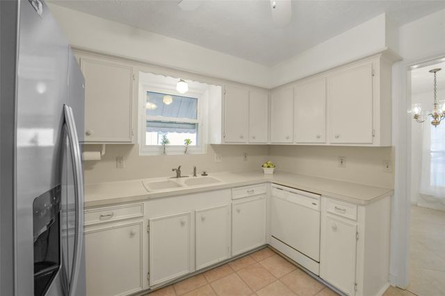 8415 Braesdale Lane, Houston, TX 77071