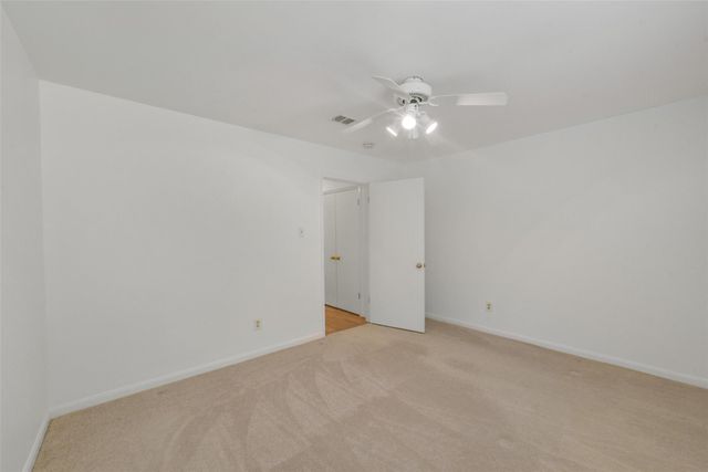 8415 Braesdale Lane, Houston, TX 77071